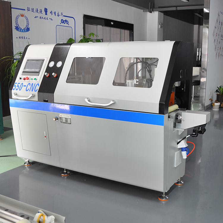 550無(wú)尾料分離式全自動(dòng)切鋁機(jī)主圖13.jpg